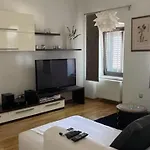 Apartment Marina *